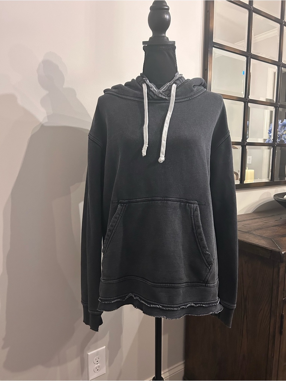 We The Free Gray Distressed Raw Hem Pullover Hoodie